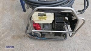 Log splitter and beaver pack - 9