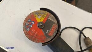 BOSCH 110v 9'' grinder - 4