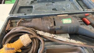 BOSCH 110v reciprocating saw c/w case - 2