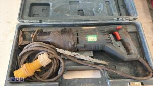 BOSCH 110v reciprocating saw c/w case - 5