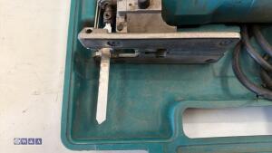 MAKITA 110v jigsaw c/w case - 2