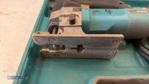 MAKITA 110v jigsaw c/w case - 4