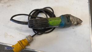 MAKITA 110v metal shearer - 3