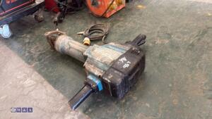 MAKITA 110v breaker - 7