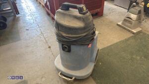 NUMATIC 110v vacuum