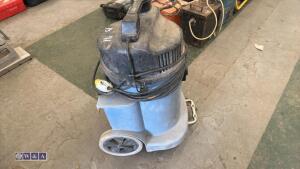 NUMATIC 110v vacuum - 2