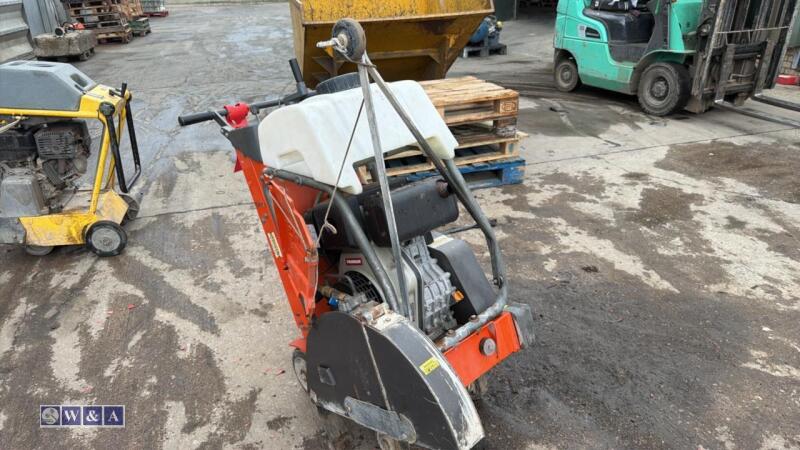 HUSQVARNA FS410D petrol road saw c/w dust suppression bottle (3436879)
