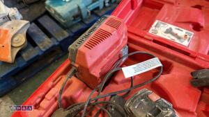 HILTI AG-125 A22 cordless angle grinder c/w case (3492621) - 2