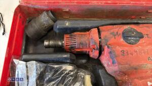 HILTI TE80 110v breaker c/w case (3349871) - 2