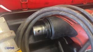 HILTI TE300 110v hammer drill c/w case (3431910) - 2