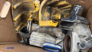 Box of WACKER NEUSON petrol breaker spares - 3