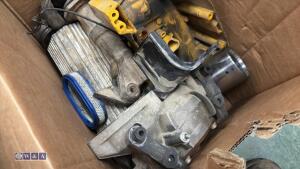 Box of WACKER NEUSON petrol breaker spares - 4