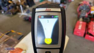 LEICA DD220 cable locator & LEICA generator - 5