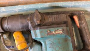MAKITA 4500C 110v breaker c/w case - 3