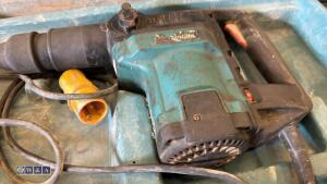 MAKITA 4500C 110v breaker c/w case - 4
