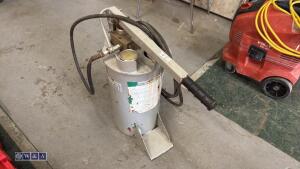 Hand pump - 2