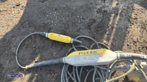 WACKER NEUSON 110v high frequency vibrating poker c/w nibbler (3454870) - 2