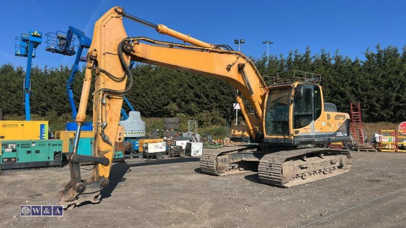 HYUNDAI 210 steel tracked excavator