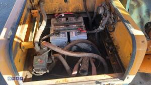 HYUNDAI 210 steel tracked excavator - 18