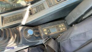 HYUNDAI 210 steel tracked excavator - 25