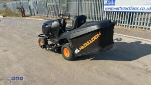 2018 MCCULLOCH M200-107TC 107cm twin cylinder cut & collect lawn tractor (s/n 060718D003040) - 3