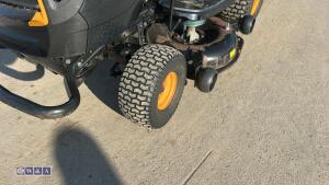 2018 MCCULLOCH M200-107TC 107cm twin cylinder cut & collect lawn tractor (s/n 060718D003040) - 11