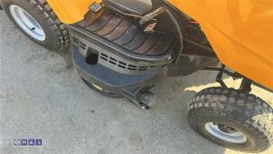 2018 STIGA ESTATE 3098H 98cm cut & collect lawn tractor c/w collection box (s/n 00253917) - 13
