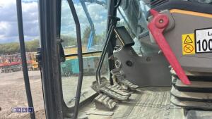 2018 VOLVO EC140 steel tracked excavator - 22