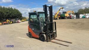 TOYOTA Toreno 18 gas driven forklift truck S/n: with duplex mast & cab - 9