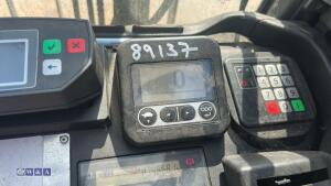 TOYOTA Toreno 18 gas driven forklift truck S/n: with duplex mast & cab - 19