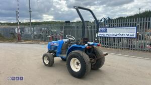 Iseki 325 compact tractor - 3