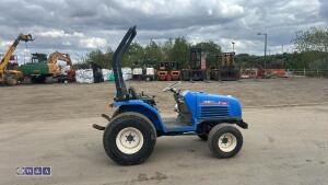 Iseki 325 compact tractor - 6