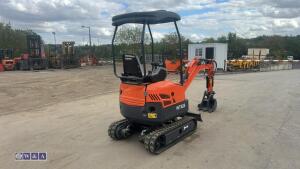 2025 WTS25 KUBOTA diesel driven rubber tracked excavator S/n: with bucket, blade, piped & thumb (unused) - 4