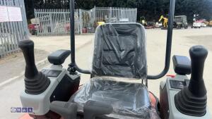 2025 WTS25 KUBOTA diesel driven rubber tracked excavator S/n: with bucket, blade, piped & thumb (unused) - 22