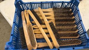 Box of wire brushes