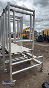 Aluminium work podium - 3