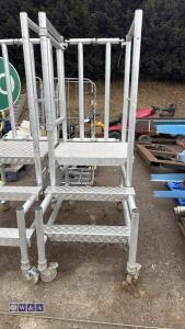 Aluminium work podium