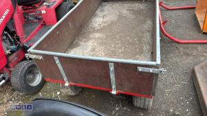 4-wheeled trailer - 4
