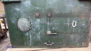 GROVE & SONS safe - 2