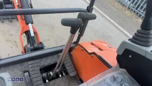 2025 WTS25 KUBOTA diesel driven rubber tracked excavator S/n: with bucket, blade, piped & thumb (unused) - 25