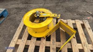 High pressure hose reel & bracket - 4