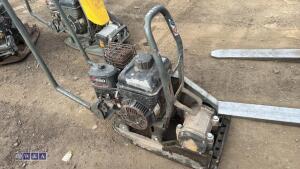 WACKER NEUSON BPS1030 petrol compaction plate - 2