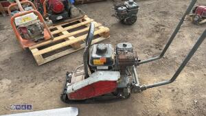 WACKER NEUSON BPS1030 petrol compaction plate - 4