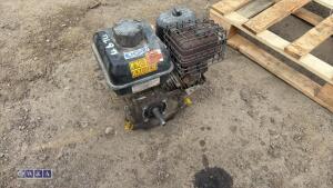 BRIGGS & STRATTON XR550 engine - 4