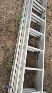 Aluminium triple extendable ladder - 2