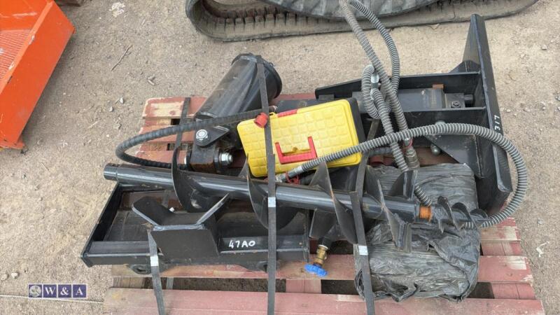 Hydraulic breaker & auger to suit mini skidsteer