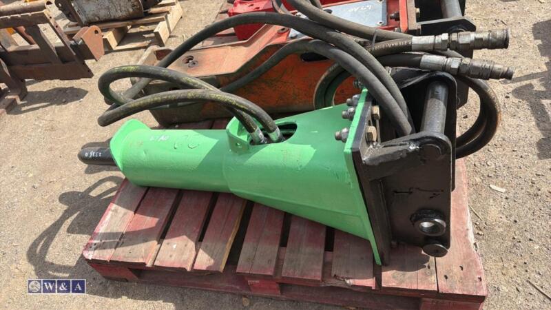 Hydraulic machine breaker c/w lines (45mm pins)