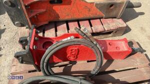 Hydraulic machine breaker c/w lines (30mm pins)