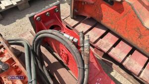 Hydraulic machine breaker c/w lines (30mm pins) - 5