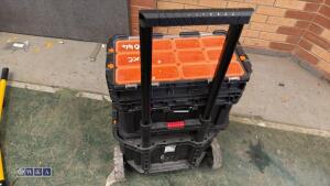 MAGNUSSON tool box c/w wheels - 4